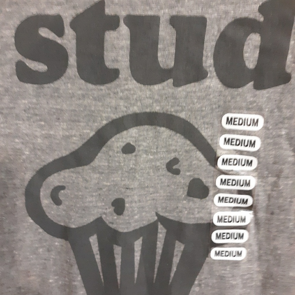 Stud muffin boyfriend gift NWT M t-shirt